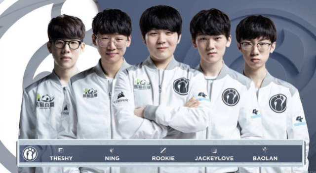 续保持在积 续保持在积